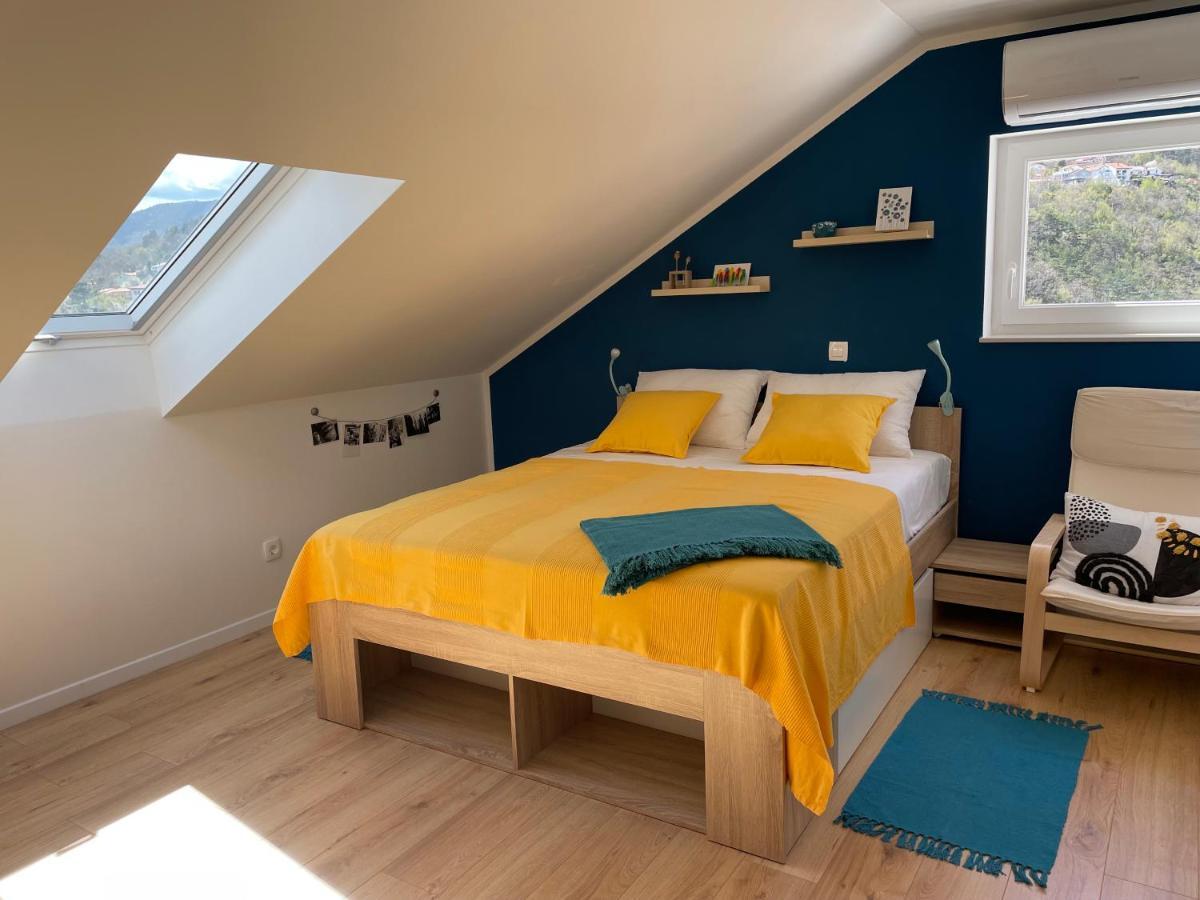 Rock'n'jazz With Swimming Pool And Beautiful Sea View Apartment